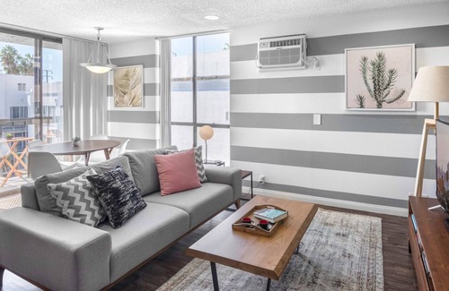 Norma Triangle Apartment | 1BR West Hollywood w/ Patio off Santa Monica Blvd by Blueground