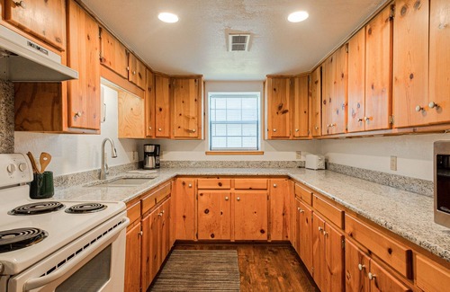Kingston House | 1King 3Bunks Fishing Haven Buncombe Marina Texoma