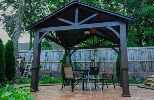La Vergne House | 1min to Percy Priest Lake/2 Masters/Quiet Family Home