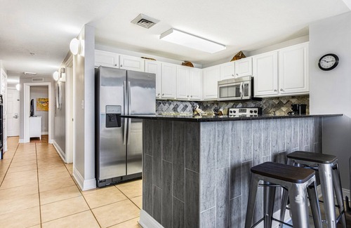 Panama City Beach Condo | 1PM Early Check In! Beachfront! Walk to Pier Park! Beach Chair Service included