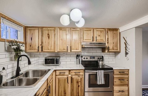 Speer Apartment | 1st Ave by Modern Midstay/Wash Park & SoBo #F1