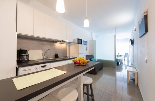 Las Palmas de Gran Canaria Apartment | 1st Line Studio Las Canteras