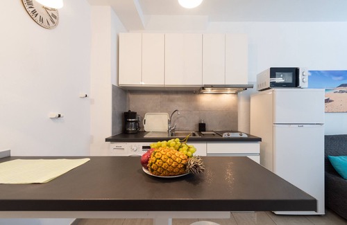 Las Palmas de Gran Canaria Apartment | 1st Line Studio Las Canteras