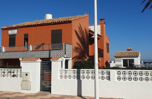 Cullera Apartment | 1st Floor Apartment in the Villa facing the sea