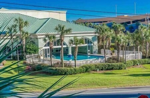 Miramar Beach Condo | 1st Floor on the Beach & Free Beach Chair Service!