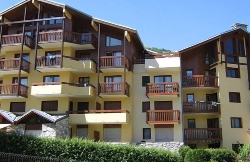 Bourg-Saint-Maurice Apartment | 1st floor, view mountain, balcony, parking, tv, ski locker, 22m², Les Arcs