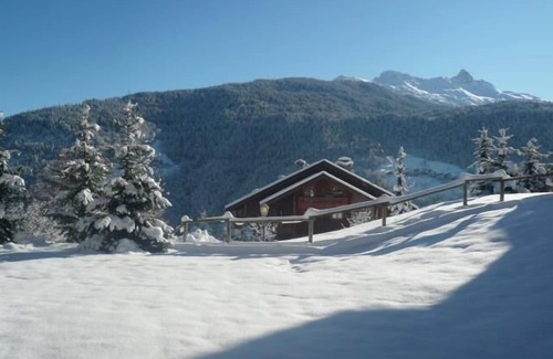 Les Allues Apartment | 1st floor, view village, terrace, tv, ski locker, 39m², Méribel