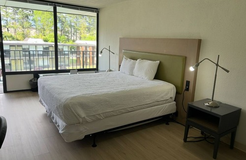 Decatur Hotel | 1st Place Hotel