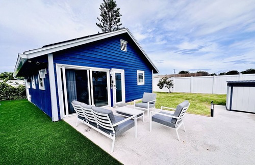 West Palm Beach House | 2/1.5 Modern Home w/yard near Downtown, Beach,I-95,Airport,Train