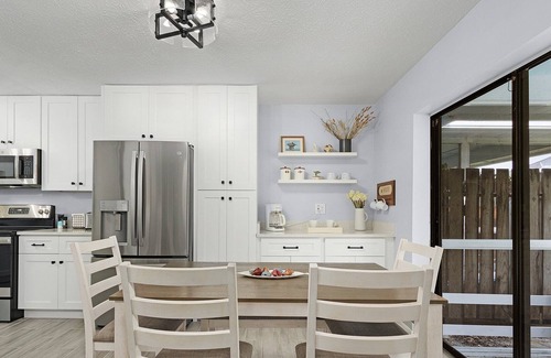 Pine Island Center House | 2/1 in Bokeelia with Fenced in Yard, Minutes from Matlacha!