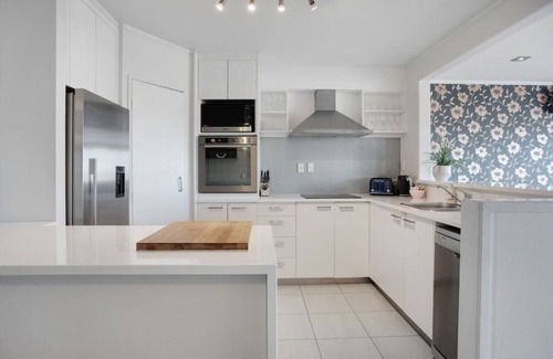 Parnell Apartment | 2/1 Ruskin Street, Parnell, Auckland 1052