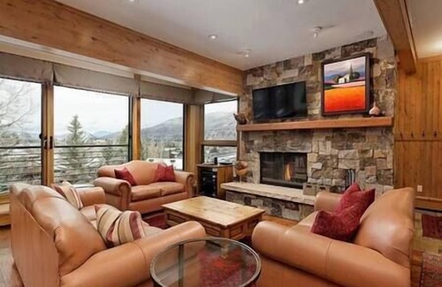 Aspen Apartment | 2/2 Condo, Aspen Core, Pool, Hot Tub, Ski/In!