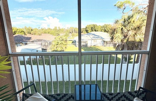 Fort Myers Apartment | 2/2 Condo Modern Upgrades Prime Cape Coral Location