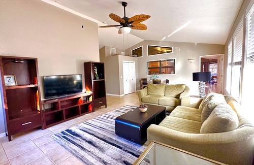 Chico House | 2/2 HOME FOR MONTHLY RENTAL