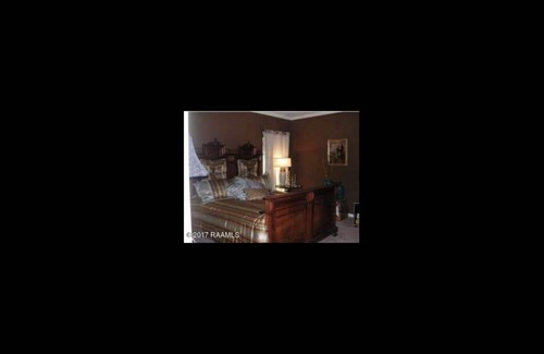 New Iberia House | 2/2 home minutes from I-10