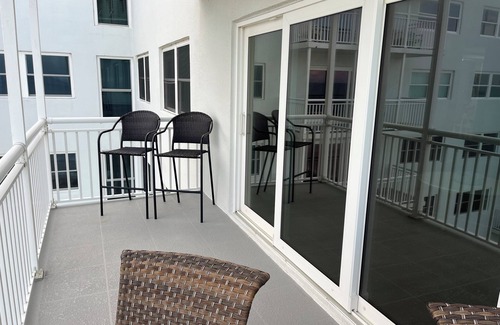 South Patrick Shores Condo | 2/2 Ocean View Condo at Sandpiper. Wake up to the sounds of the waves!