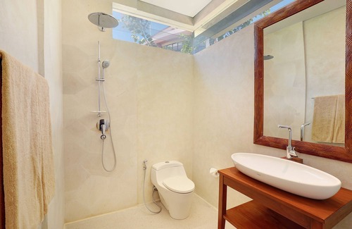 Kampial Villa | 2+3 BR Modern Balinese Villa in Nusa Dua