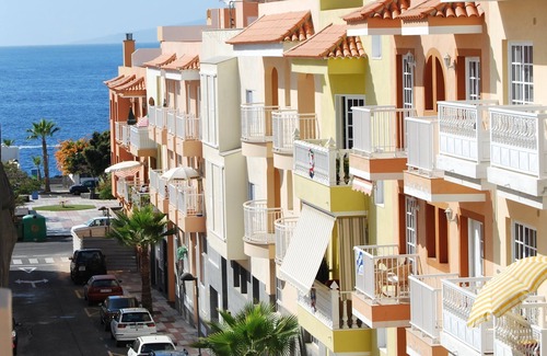 Playa San Juan Apartment | 2-3 persons apartment in the sunny South West, Playa San Juan Modern and Bright