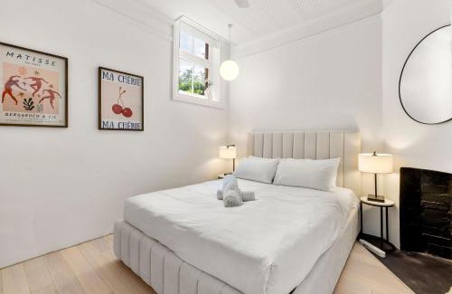 Dawes Point Apartment | 2-4 Trinity Avenue