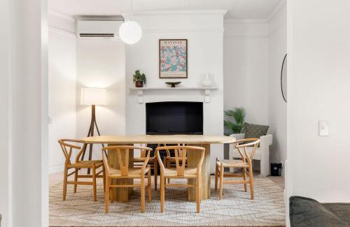 Dawes Point Apartment | 2-4 Trinity Avenue