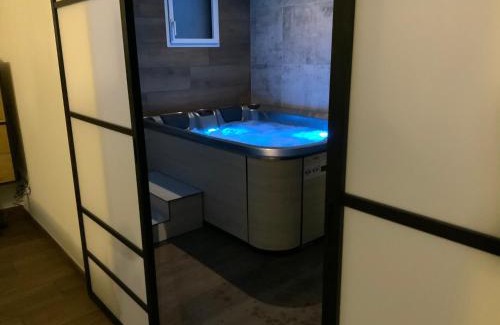 Montelimar House | 2 A 2