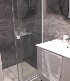 Mantes-la-Jolie Apartment | 2-Appartement RDC avec jardin