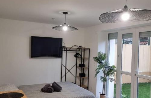 Mantes-la-Jolie Apartment | 2-Appartement RDC avec jardin