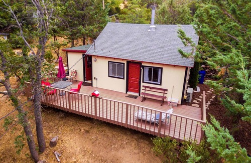 Julian House | 2 B/R Most Popular! "Time Traveler Retreat" (Pets Welcome)