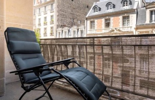 Quartier de la Plaine-de-Monceaux Apartment | 2 bdr 2 btr Récemment Refait à Neuf Près de Monceau