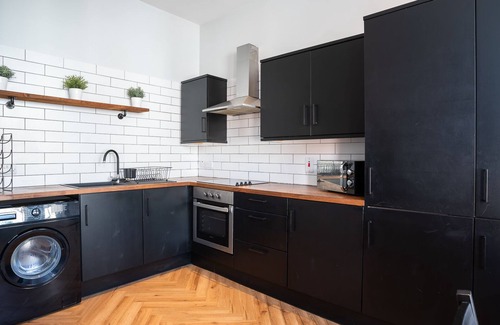 Queens Quarter Apartment | 2 BDR FLAT at Queens uni by Belfast City Breaks