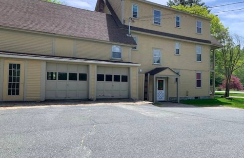 Franconia Apartment | 2 Bdrm Apartment-2nd FLR/WHITE MOUNTAINS, NH