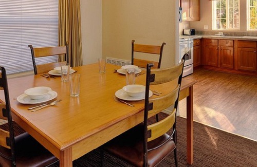 Pinetop Cabin | 2 BDRM CABIN~ (LOWERED RATES) PERFECT LOCATION~ INDOOR POOL & HOT TUB~ SLEEPS 6~