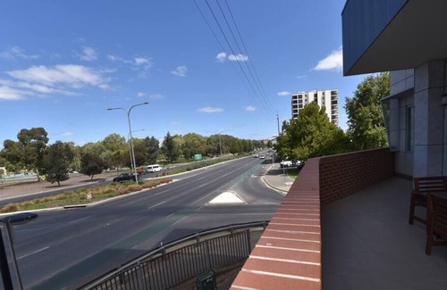 Bowden Apartment | 2 Bdrm in Bowden *2Bath Apt *wifi*minutes to city