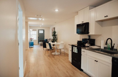 Cooper-Young Historic District House | 2 bdrm in CY *Pet friendly-Inquire 1st*