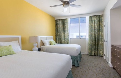 Clearwater Beach Resort | 2 Bdrm Presidential Villa Wyndham Clearwater Resort