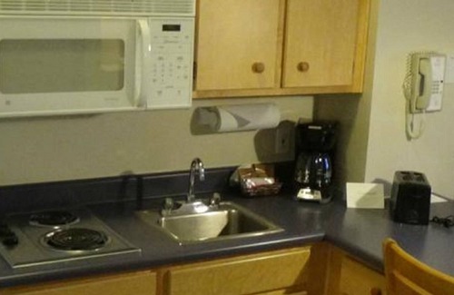 Palo Verde Condo | 2 BDRM~ Varsity Clubs of America~ 2 KING BEDS/JETTED TUB/2 BATHS/OUTDOOR POOL