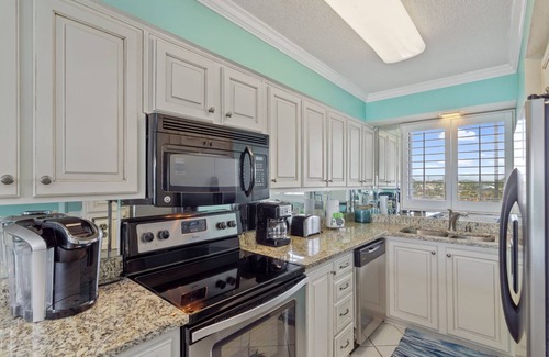 Biltmore Beach Condo | 2 Beach Chairs and umbrella included! March through October.