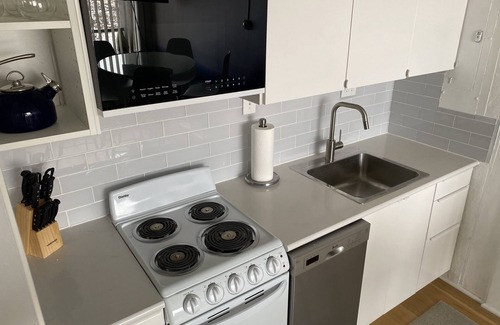 Maple City Condo | 2 Bed, 1.5 Bath Condo on Lake Michigan-Gorgeous views-The Homestead-Glen Arbor