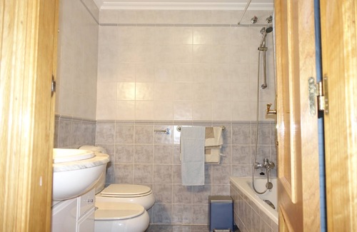 Puerto Marino Apartment | 2 bed, 1 bath ground floor apartment , Wifi, TV, walking distance to the beach.