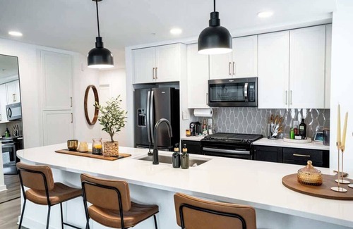 The Gulch Apartment | 2 Bed 2 Bath Luxury Retreat in Gulch