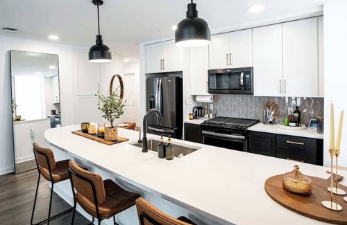 The Gulch Apartment | 2 Bed 2 Bath Luxury Retreat in Gulch