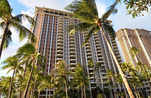 Waikiki Resort | 2 Bed, 2 Bath Ocean View or ocean front - Lagoon Tower HGVC Hawaiian Village