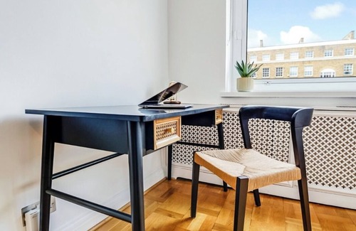 Regent's Park Apartment | 2 Bed 2 Bath Spacious Victorian flat prime location near Baker street