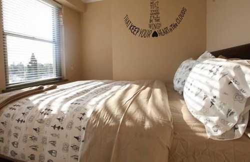 Anaheim Colony Historic District Apartment | 2 bed 2 bth Disneyland Fireworks