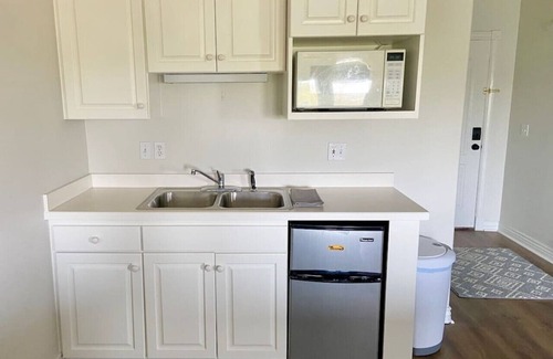 Midway Apartment | 2 Bed Apartment, Chalet on the Creek in Midway