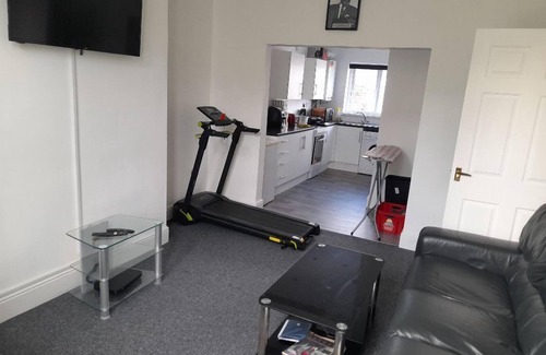 Sunderland Apartment | 2-Bed Apartment Near Beaches & Attractions PetsOk