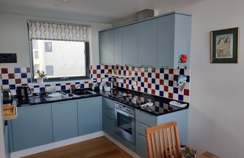 Westleigh Apartment | 2 Bed Apartment overlooking Westward Ho! beach. Close to village.nFree WIFI.