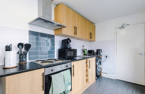 Bispham Apartment | 2 Bed apartment| sleeps up to 5|