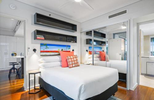 Brisbane Central Business District Apartment | 2-Bed Brisbane City Pad with Pool & Gym