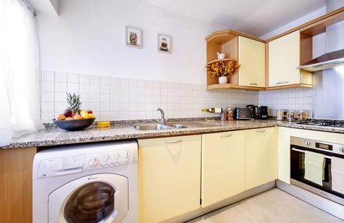 Covent Garden Apartment | 2-Bed City Gem in the heart of London Landmarks!